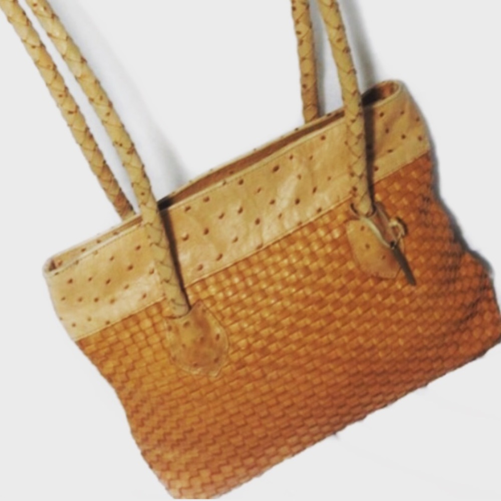 JOAN & DAVID Vintage Ostrich Leather Shldr Bag ๐ - Picture 4 of 6